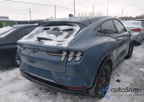 2023 Ford Mustang Mach-E Premium z USA, uszkodzony, nr VIN 3FMTK3SU1PMA06031